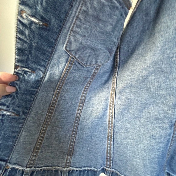 Vintage CRN-F3 unique denim vest, music, guitar appliqués size XS - Picture 13 of 14